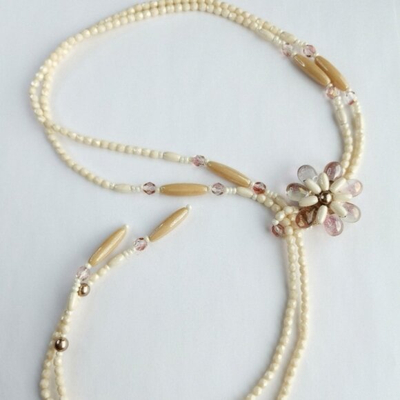VINTAGE 70s Lariat long necklace of pearly beads in cream and rose - Picture 5 of 9